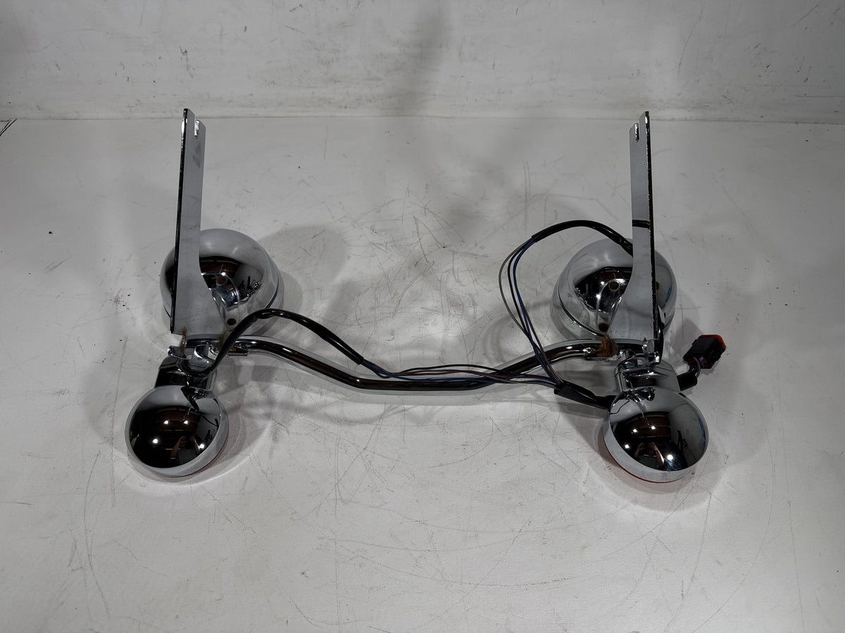 96 Harley Electra Glide Touring Ultra Front Turn Signal Indicators Aux Light Bar