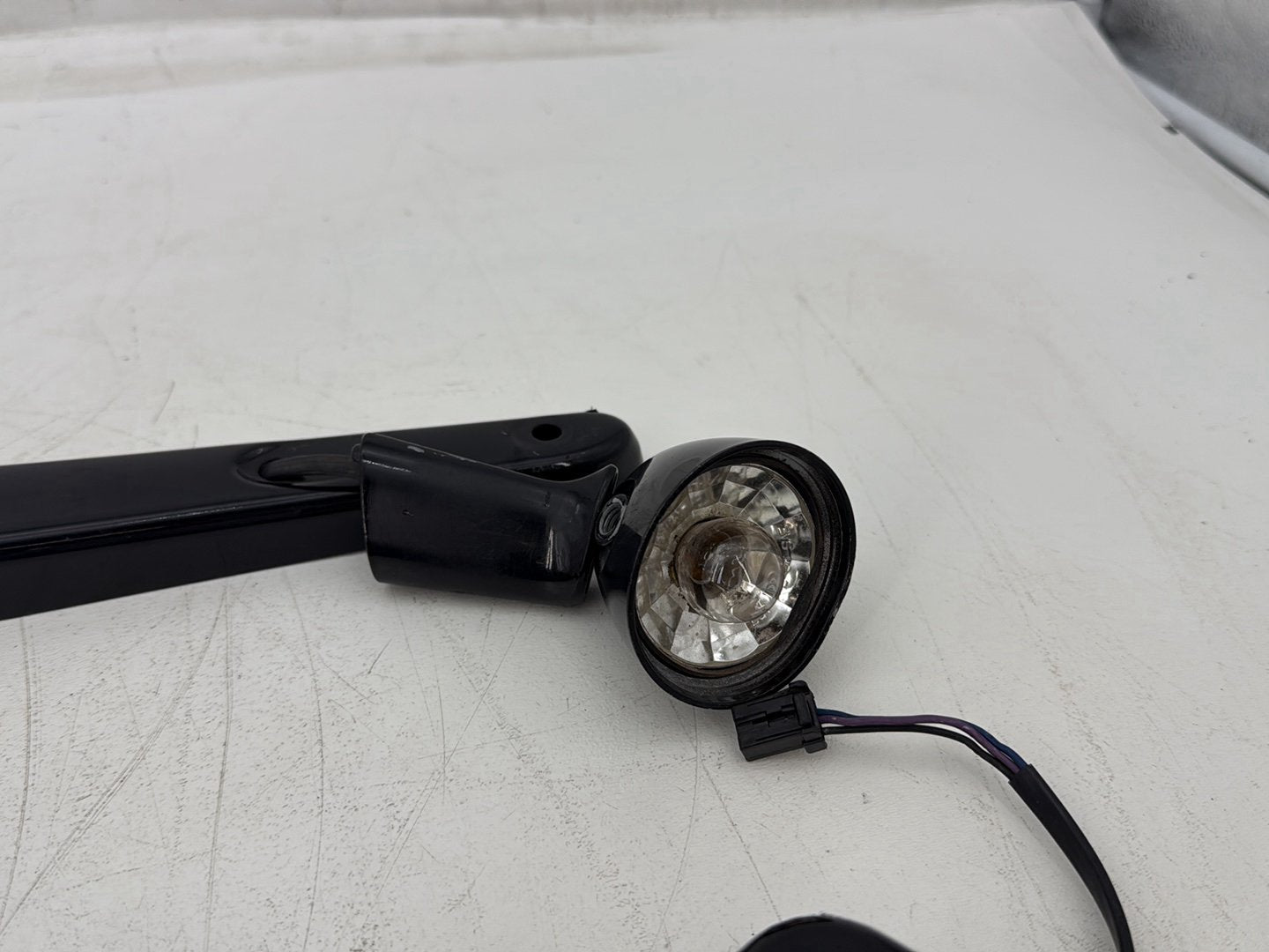 2013 Harley Forty-Eight Sportster 1200X OEM Rear Left Right Fender Struts Bracket & Turn Signal