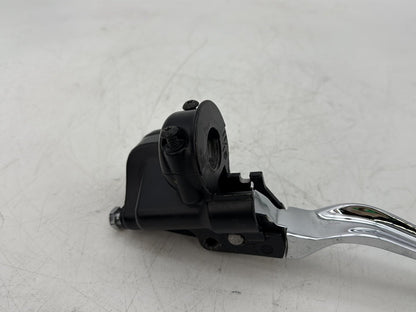 2005 Harley Touring FLHRCI Road King Classic OEM Front Right Brake Lever Master Cylinder