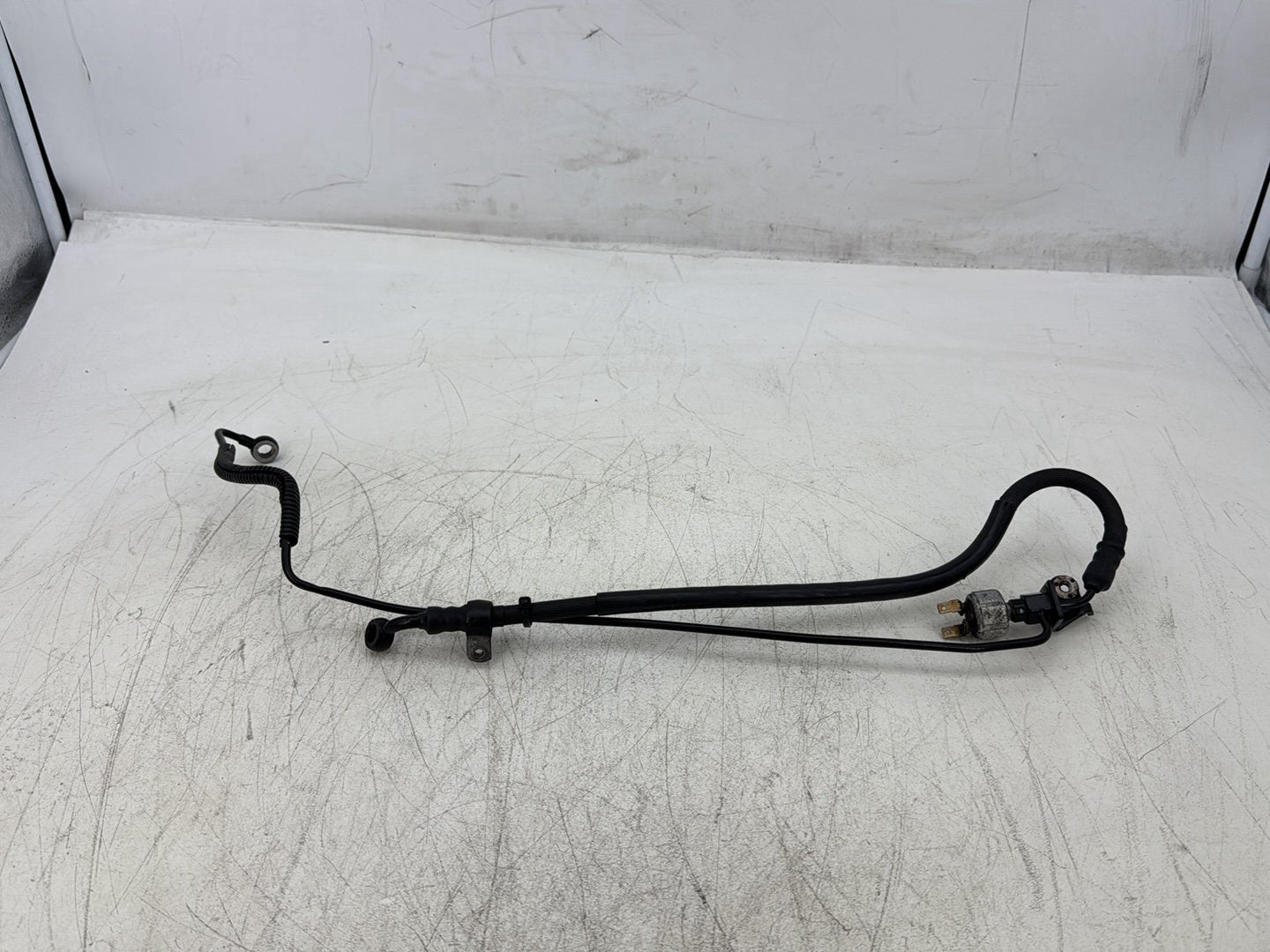 1998 Harley Touring FLHTCUI Electra Glide Ultra OEM Rear Brake Hose Line Pipe