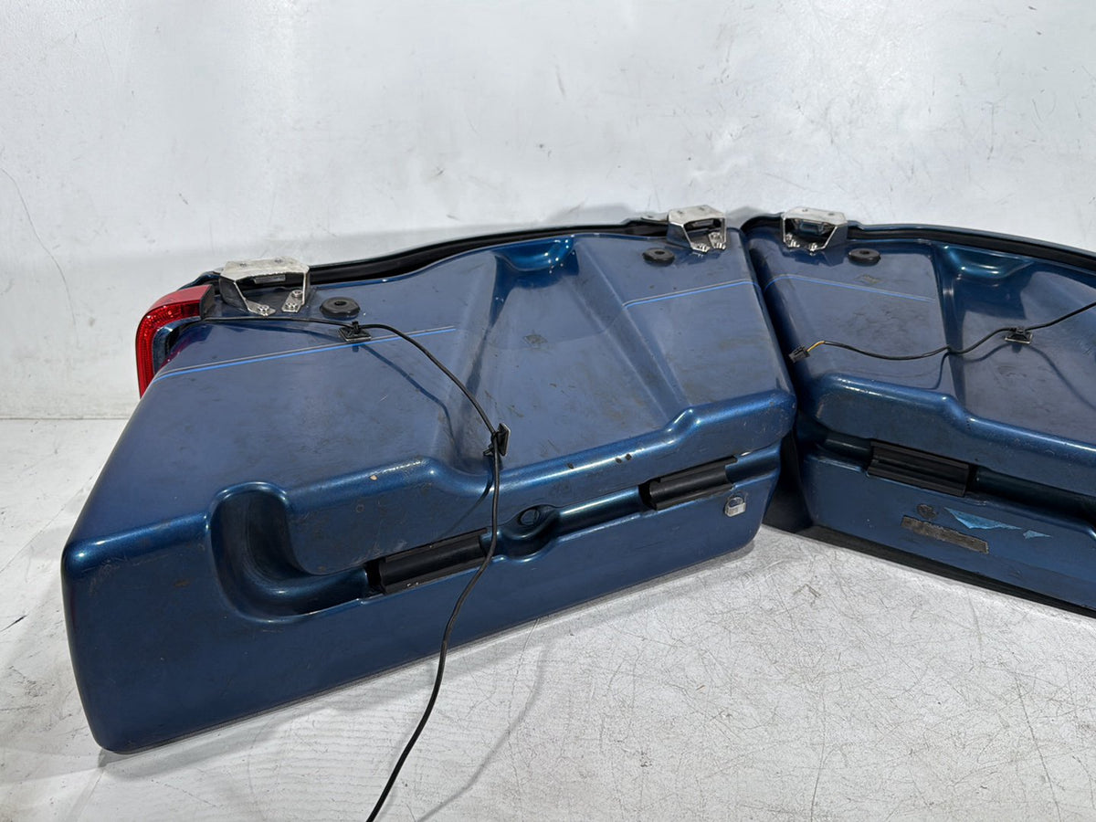 2006 Harley Electra Glide Touring Ultra FLHTCUI OEM Left Right Saddlebags Luggage NOKey