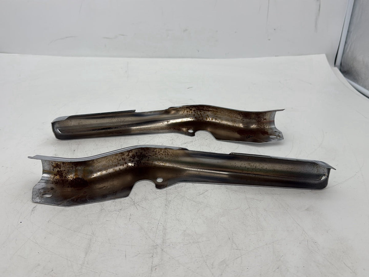 08 Harley Touring Electra Glide Ultra Left Right Saddlebag Fender Strut Brackets