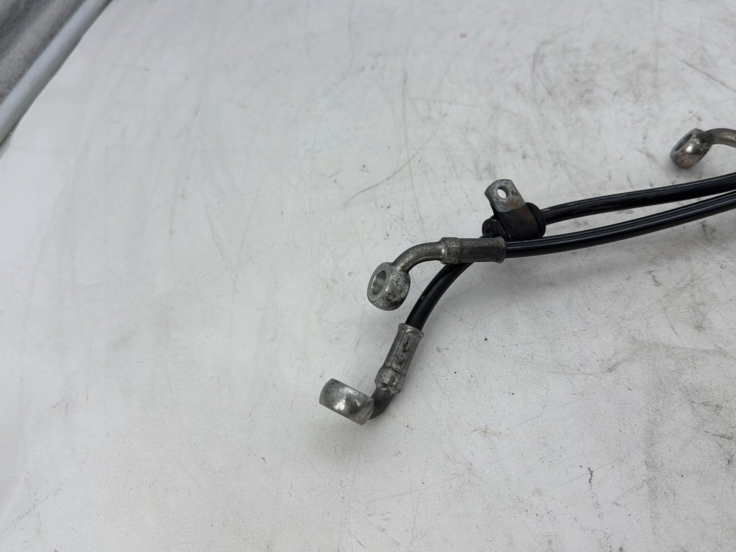 2012 Harley Dyna FXDF Fat Bob OEM Front Brake Hose Line Pipe NON-abs