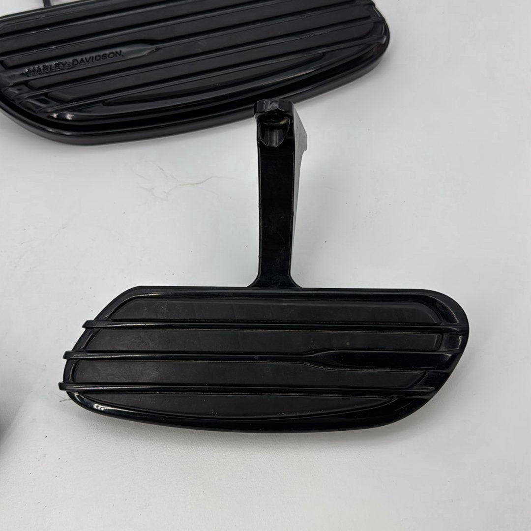 2008 - 2016 Harley-Davidson Touring Street Glide Left Right Driver & Pass Floorboard Foot Rest 50683-04