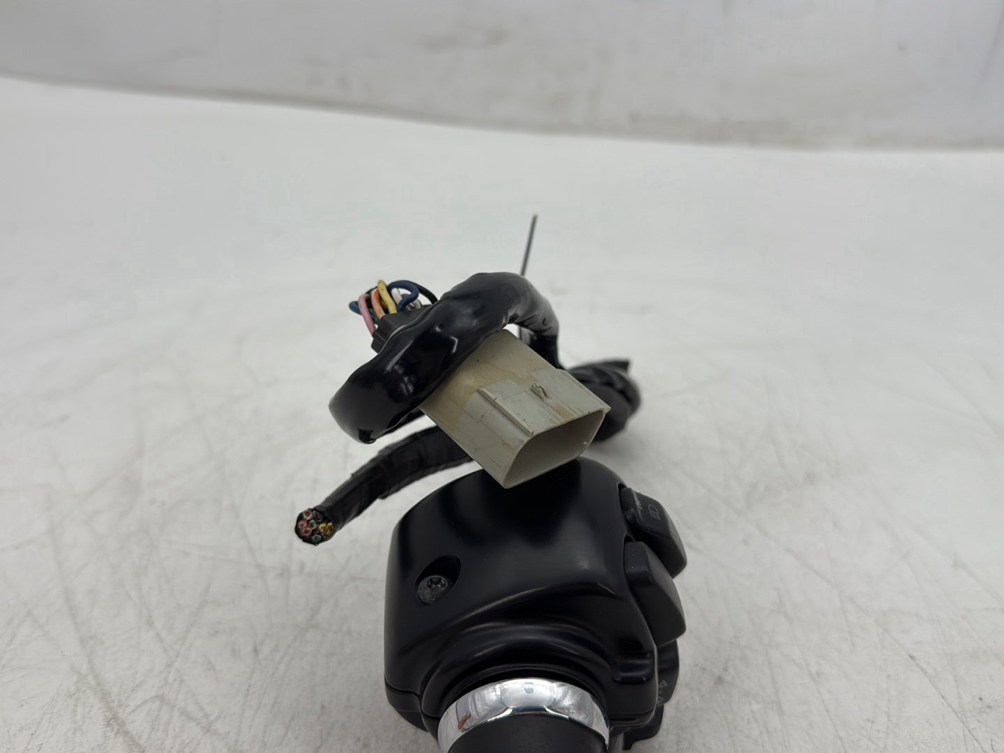 2010 Harley Street Glide Touring FLHX OEM Left Turn Signal Headlight Switches Controls