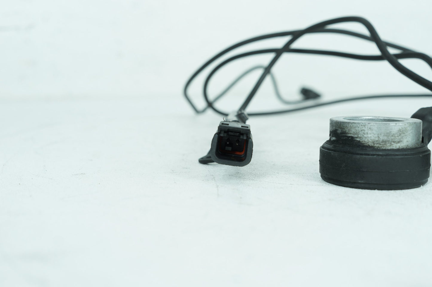 2007 - 2017 Harley-Davidson Dyna Wide Glide Front & Rear Wheel ABS Speed Sensors 40680-12