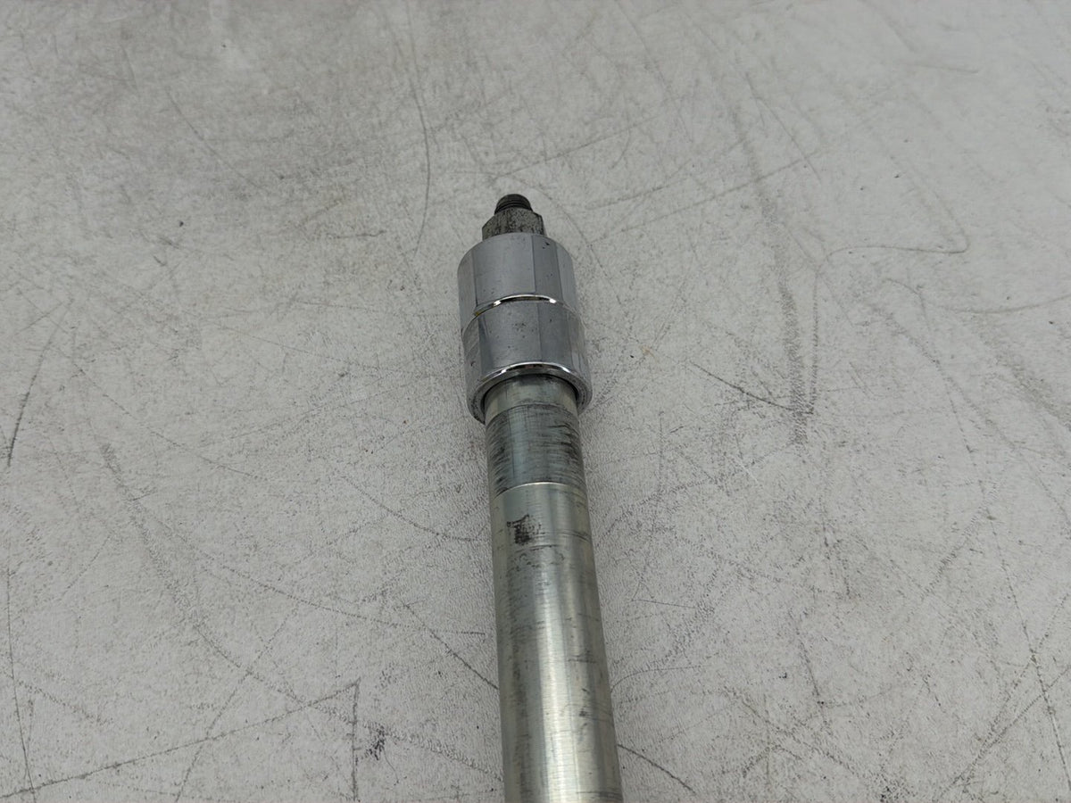 2006 Harley Electra Glide Touring Ultra FLHTCUI OEM Front Wheel Axle Bolt Shaft