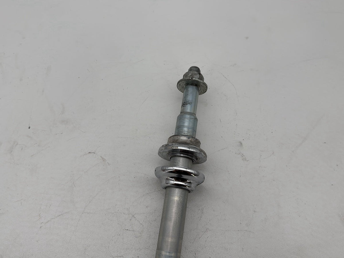 2005 Harley Electra Glide Touring CVO Eagle OEM Front Wheel Axle Bolt Shaft