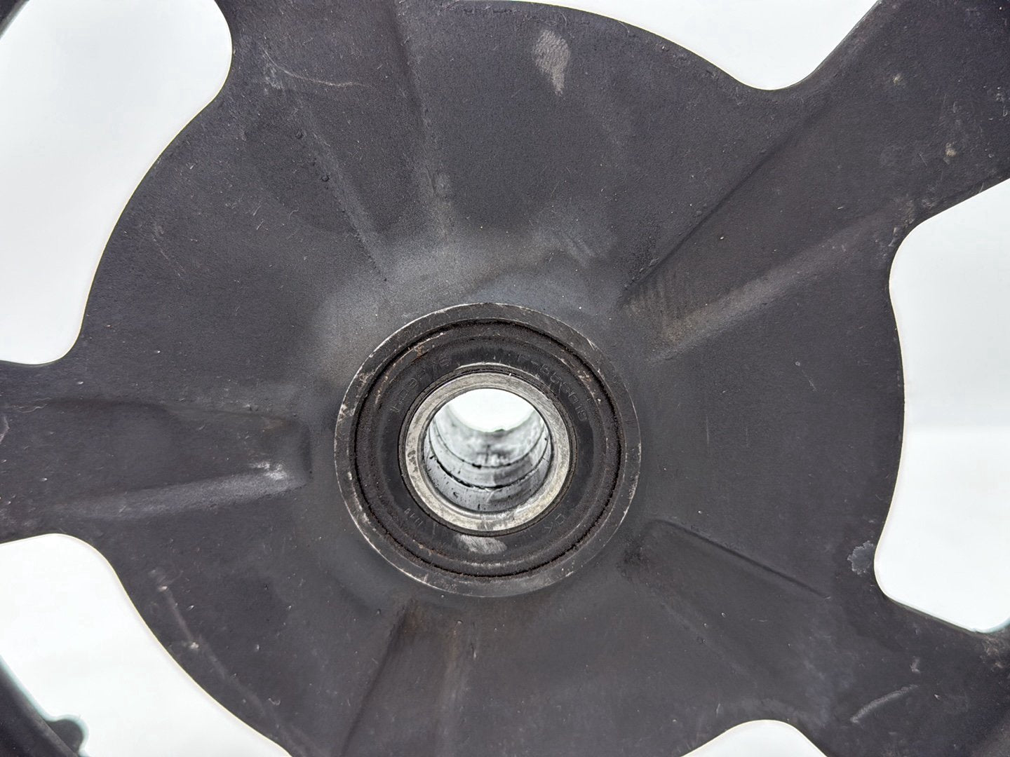 2007 - 2011 Harley-Davidson Touring Street Glide Rear Driver Pulley Sprocket 40217-09