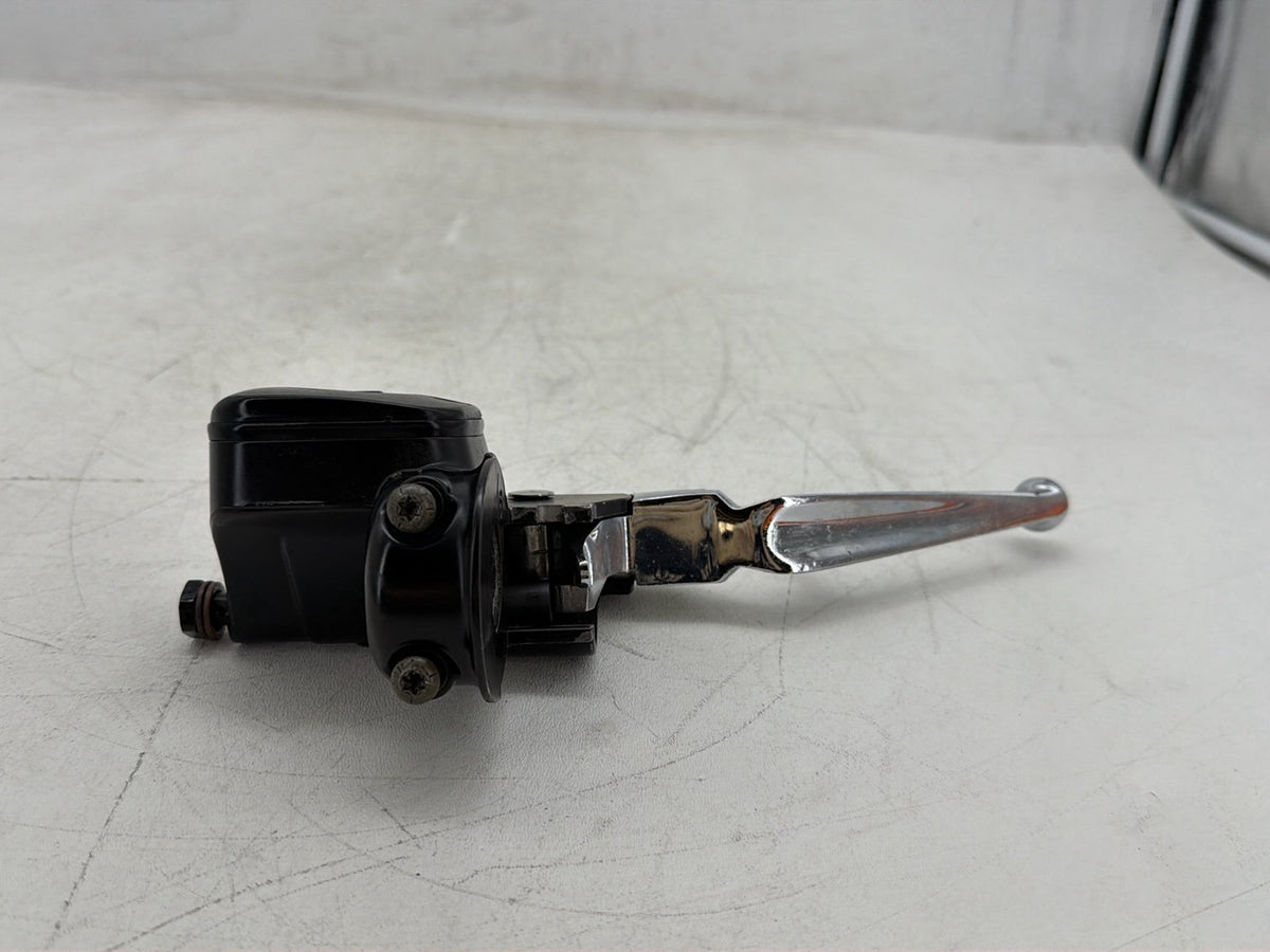 2005 Harley Softail Fat Boy FLSTF OEM Front Right Brake Lever Master Cylinder
