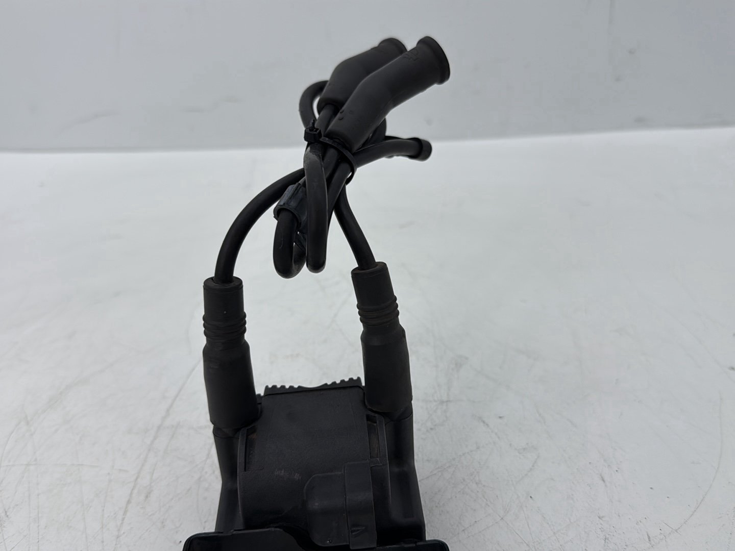 2005 Harley Touring FLHRCI Road King Classic OEM Ignition Coil Spark Plugs Cable