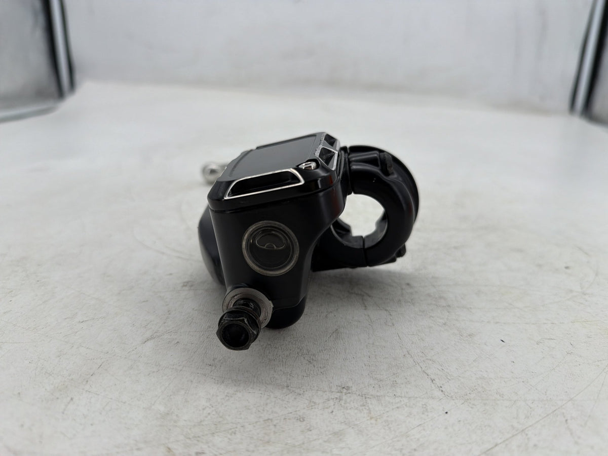 09 Harley Street Glide Touring FLHX OEM Front Right Brake Lever Master Cylinder