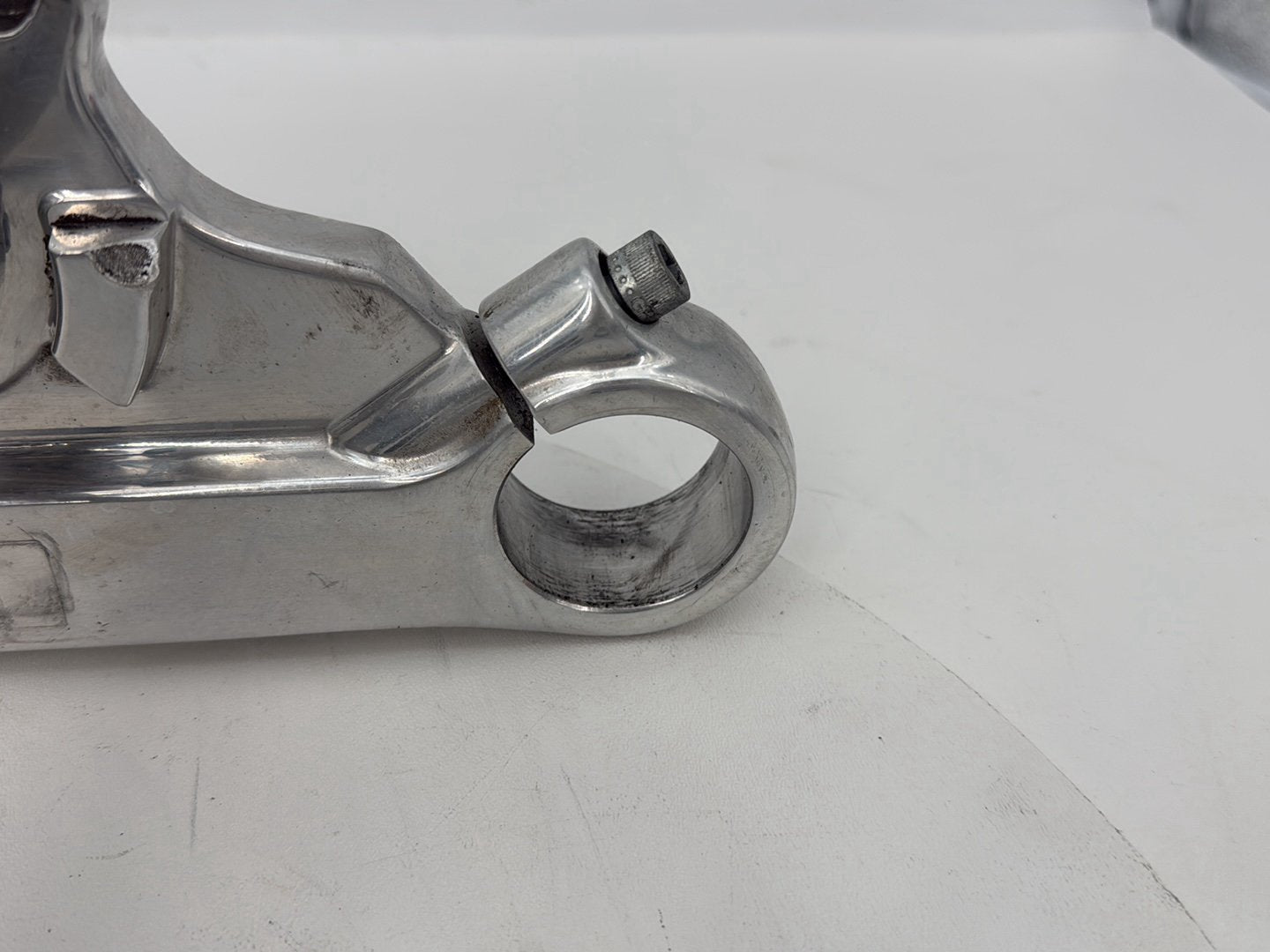 2007 - 2017 Harley-Davidson Dyna Wide Glide Front Fork Upper Lower Triple Tree 46386-08