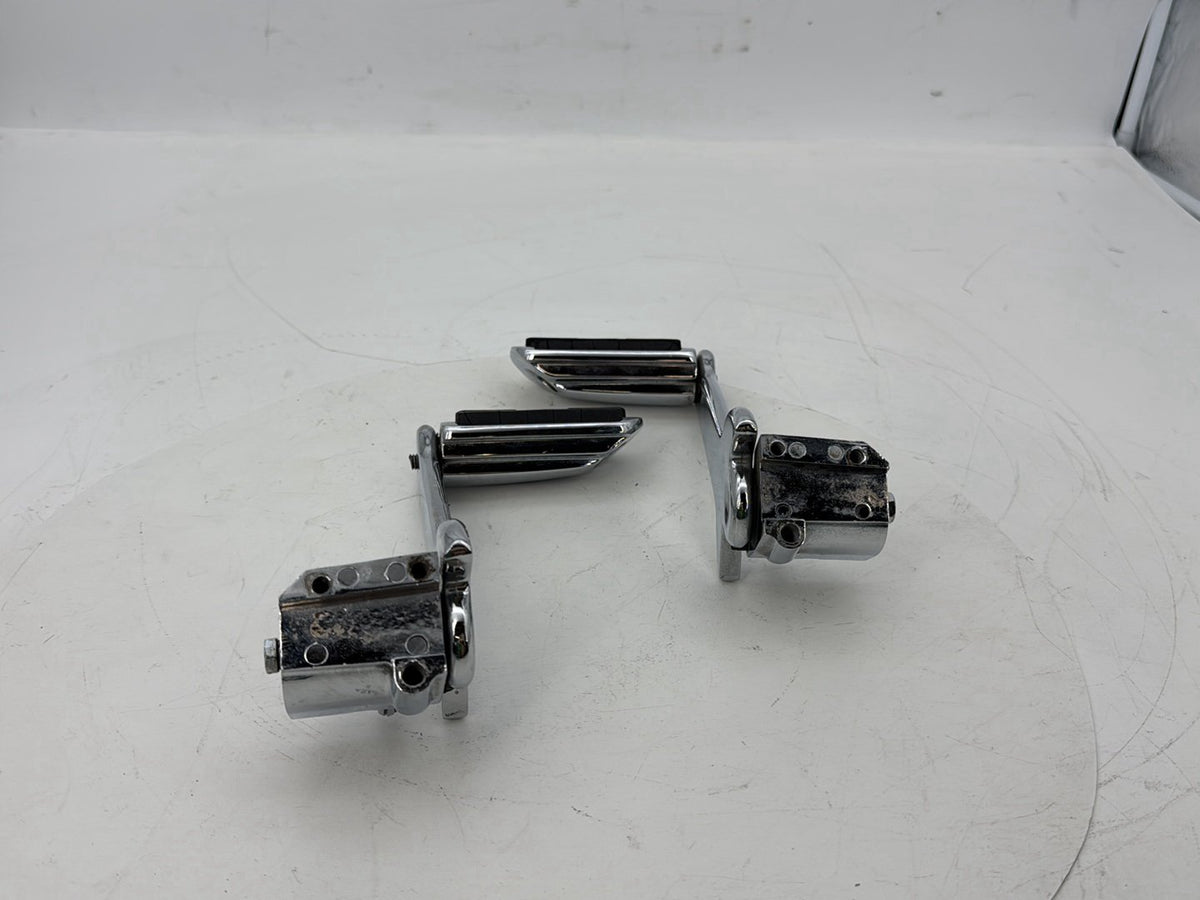 02 Harley Touring CVO Screamin Road King Passenger Left Right Foot Pegs Kuryakyn