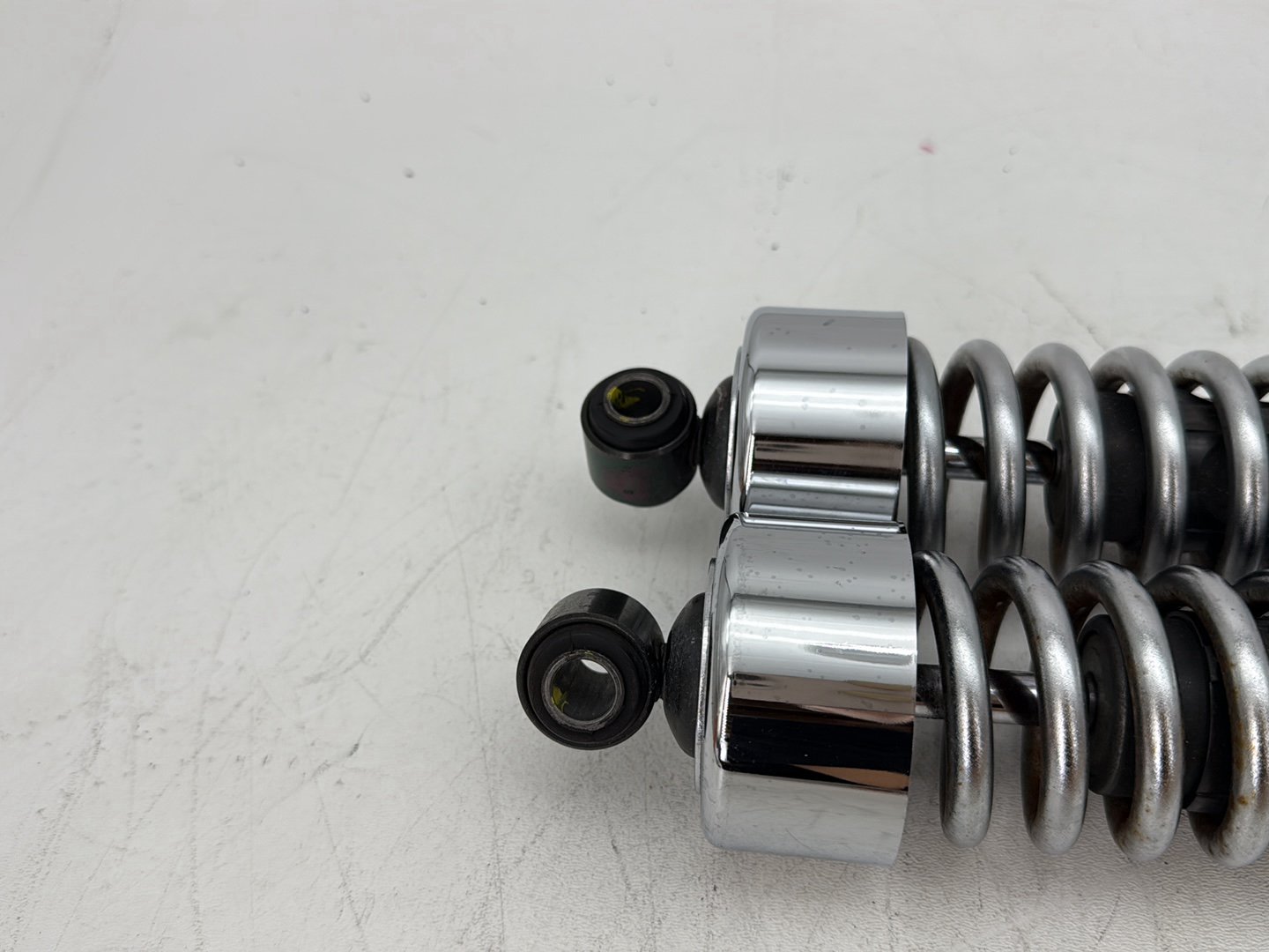2000 Harley Dyna FXDWG Wide Glide OEM Rear Left Right Shock Absorbers
