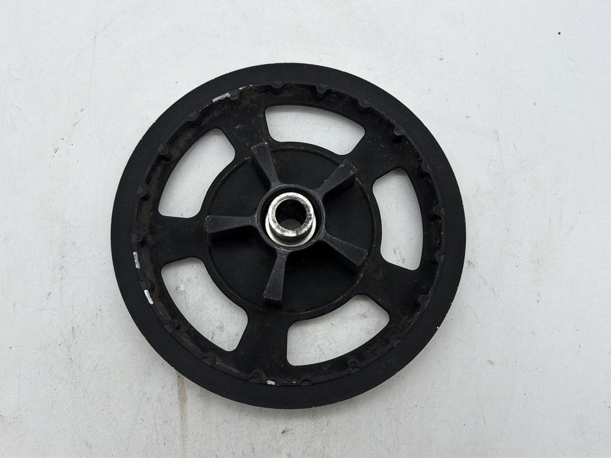 2011 Harley Road Glide Touring FLTRX OEM Rear Driver Pulley Sprocket 68T 1"