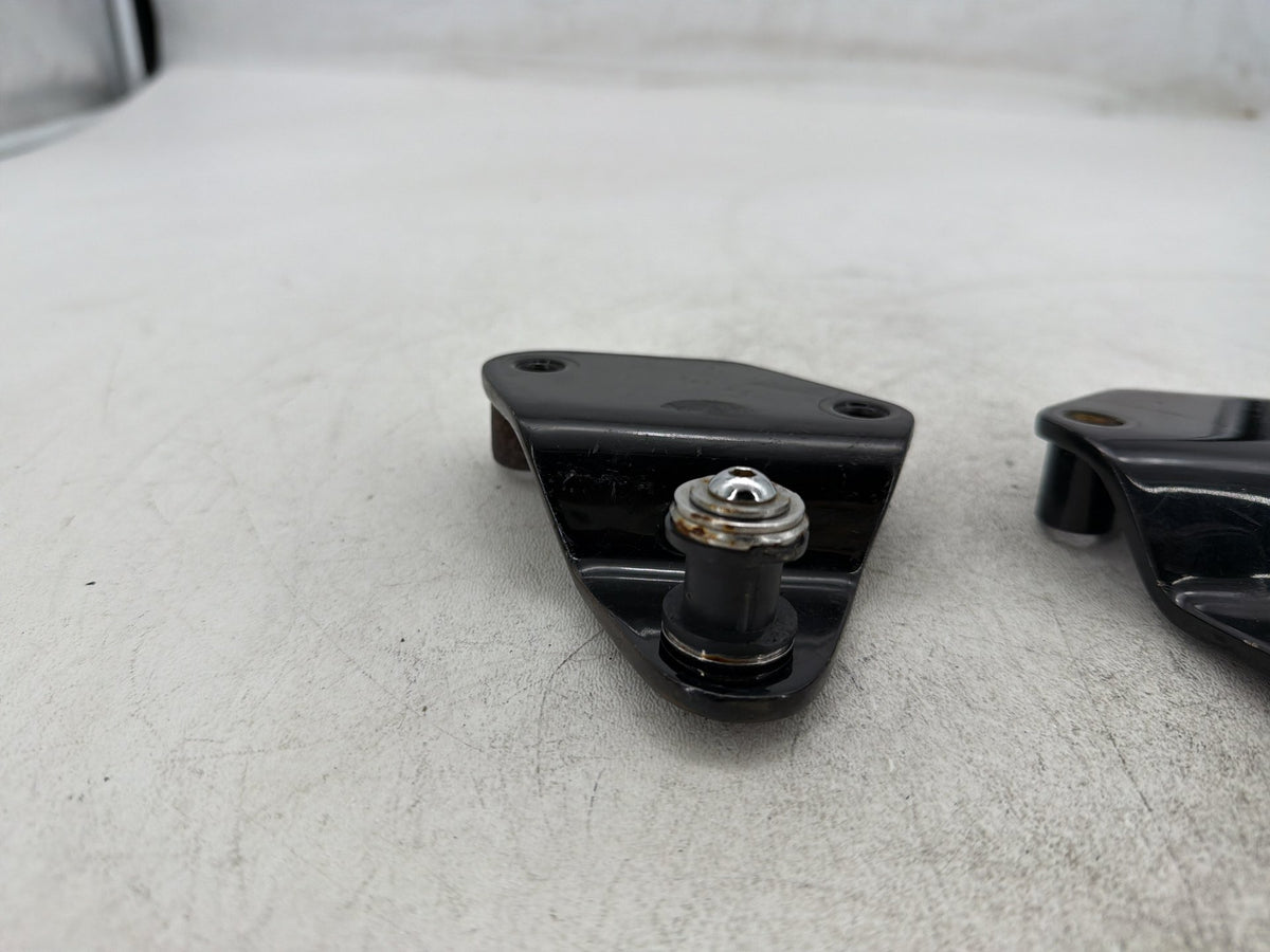 11 Harley Electra Glide Touring Left Right Mounting Bracket Holder Support Base