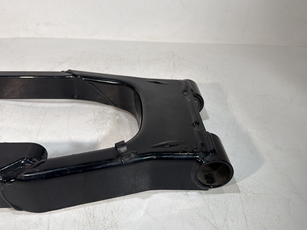 2007 - 2012 Harley-Davidson Touring Electra Glide Ultra Rear Fork Swingarm Swing Arm 47549-02A