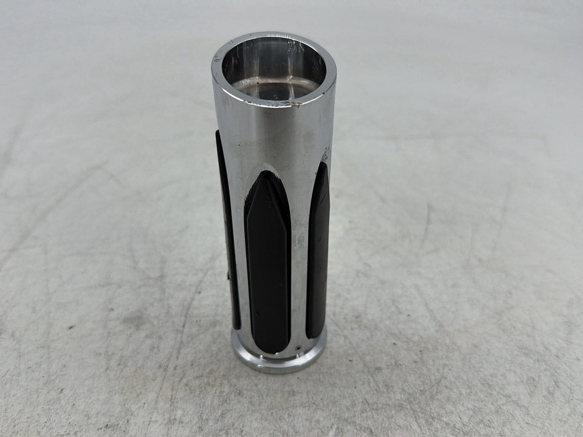 2003 Harley Electra Glide Touring FLHTI OEM Front 1 Hand Grip Handgrip Hold
