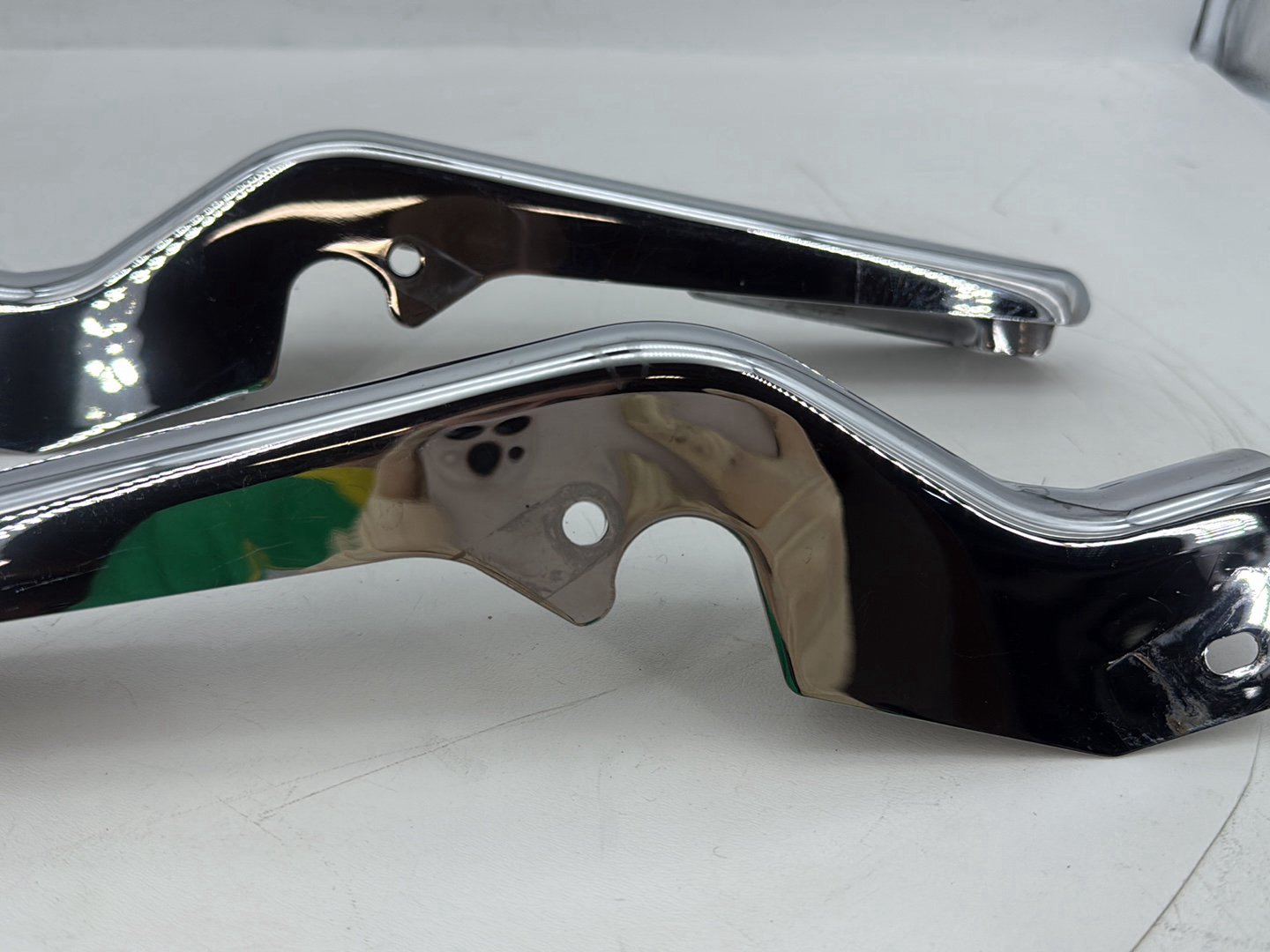 1999 - 2006 Harley-Davidson Touring CVO Screamin Eagle Road King Rear Left Right Fender Struts Bracket  	47502-97
