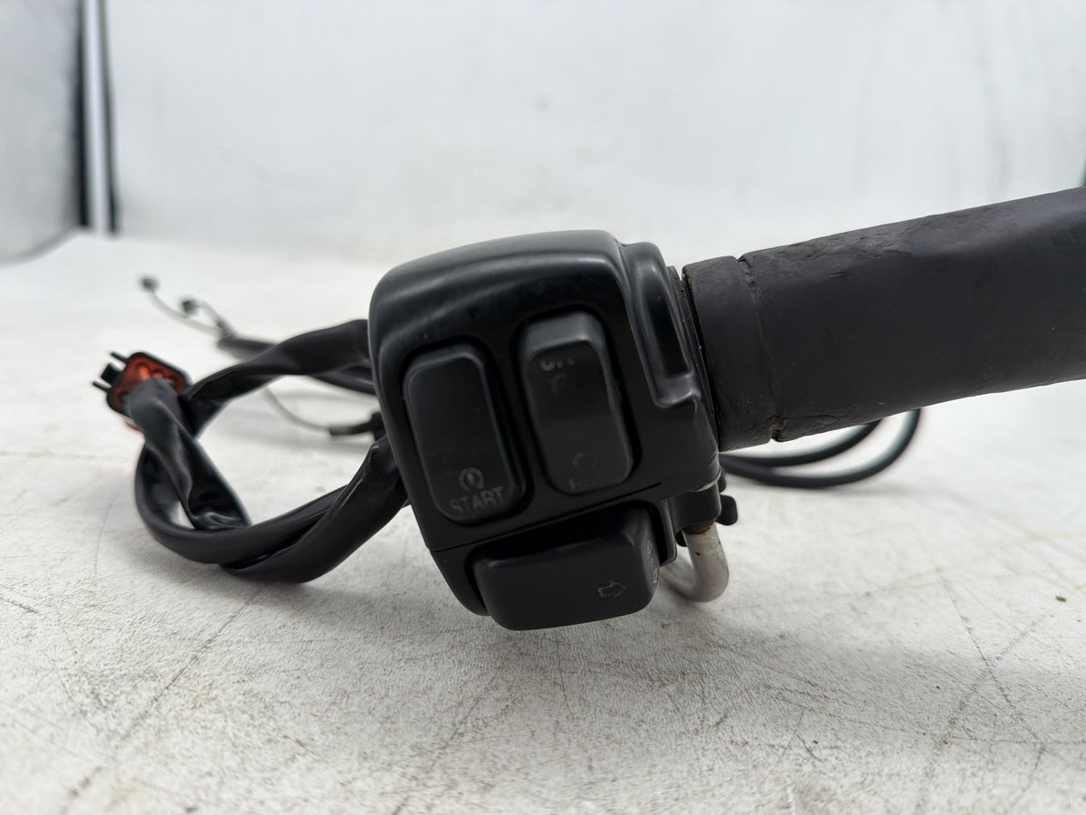 2006 Harley Sportster 1200 Low XL1200L OEM Right Engine Start Kill Switches Controls