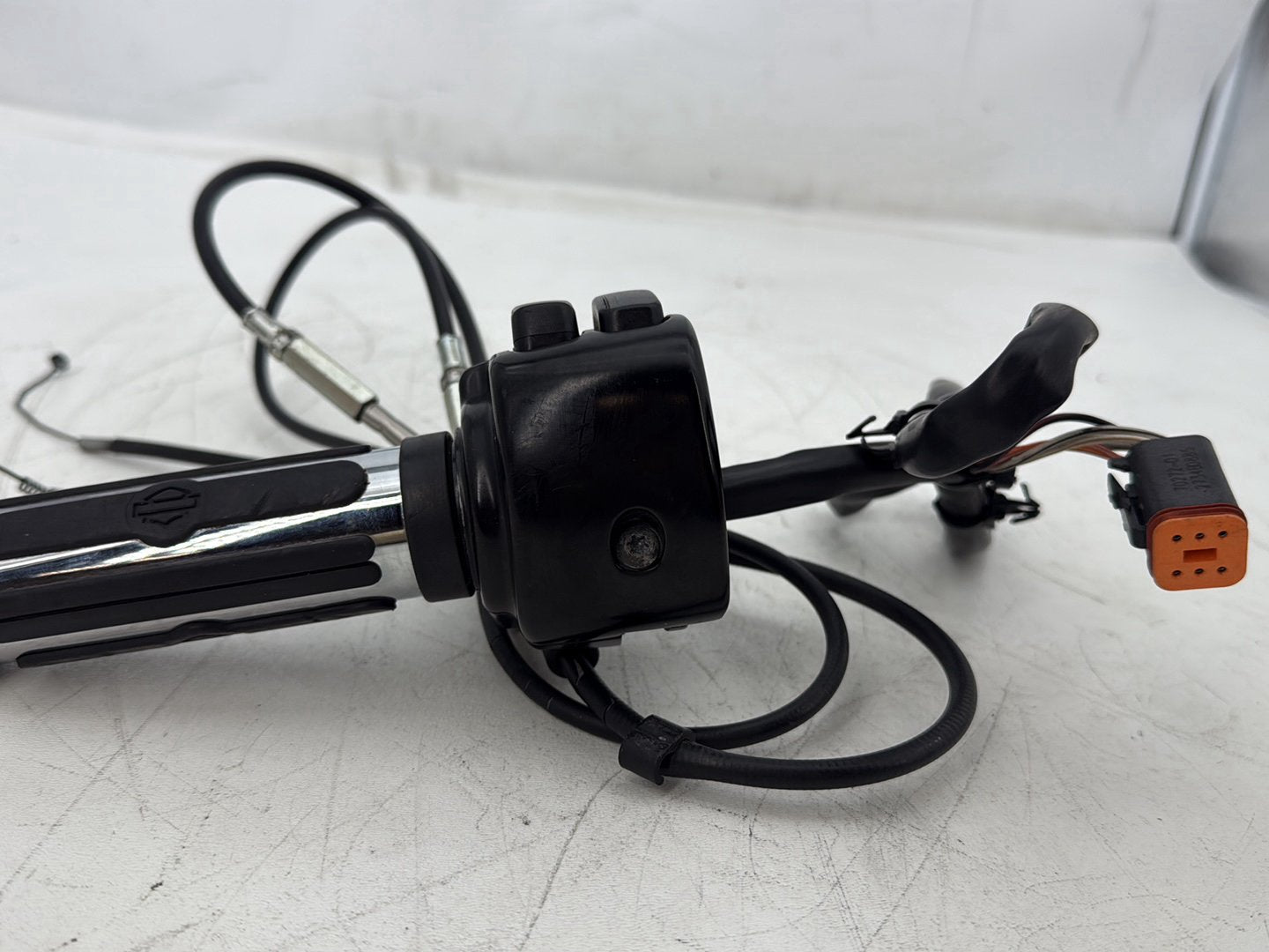 05 Harley Heritage Softail Classic OEM Right Engine Start Kill Switches Controls