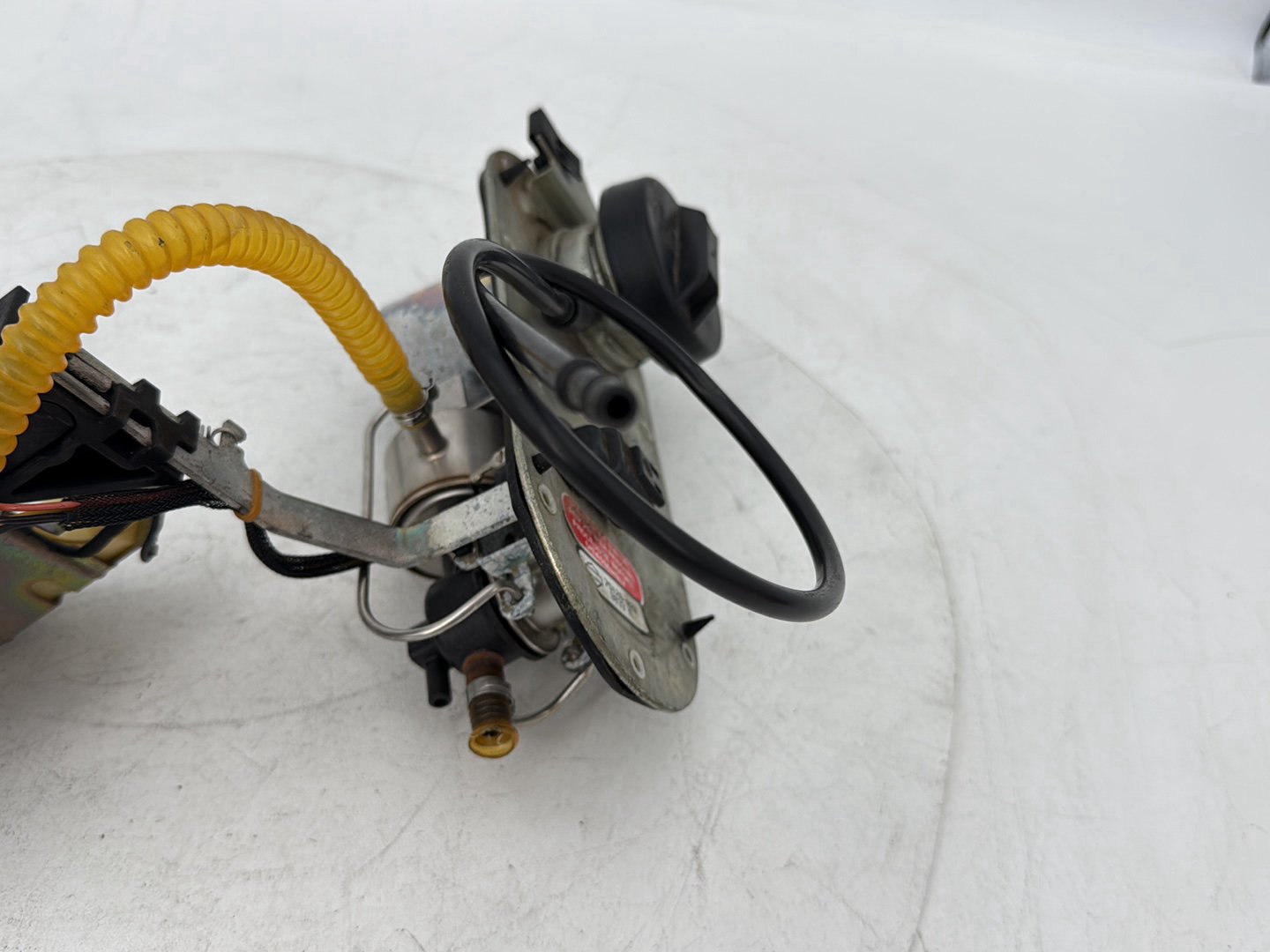 1999 - 2006 Harley-Davidson Touring Electra Glide Ultra Fuel Pump Gas Gasoline Petrol Sending 62897-01B
