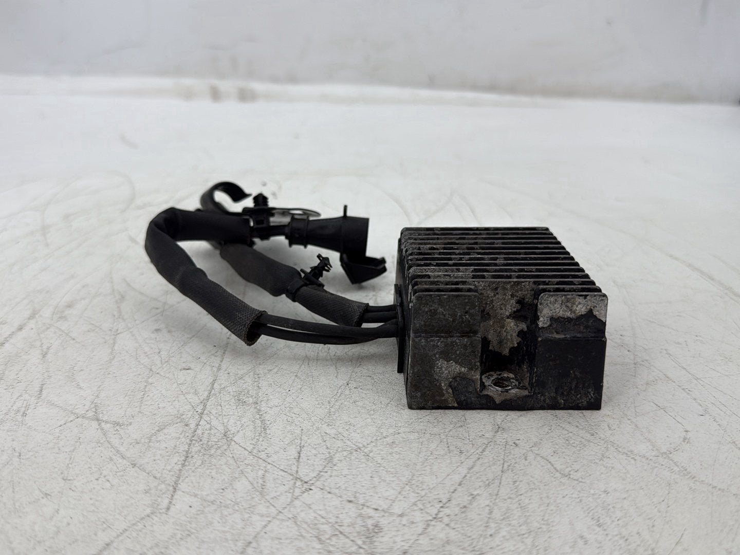2013 Harley Forty-Eight Sportster 1200X OEM Voltage Regulator Rectifier