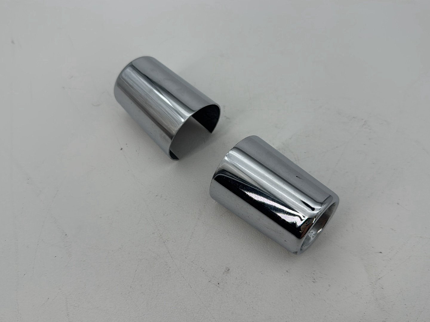 1999 - 2006 Harley-Davidson Dyna Low Rider Front Wheel Axle Nut Covers Caps