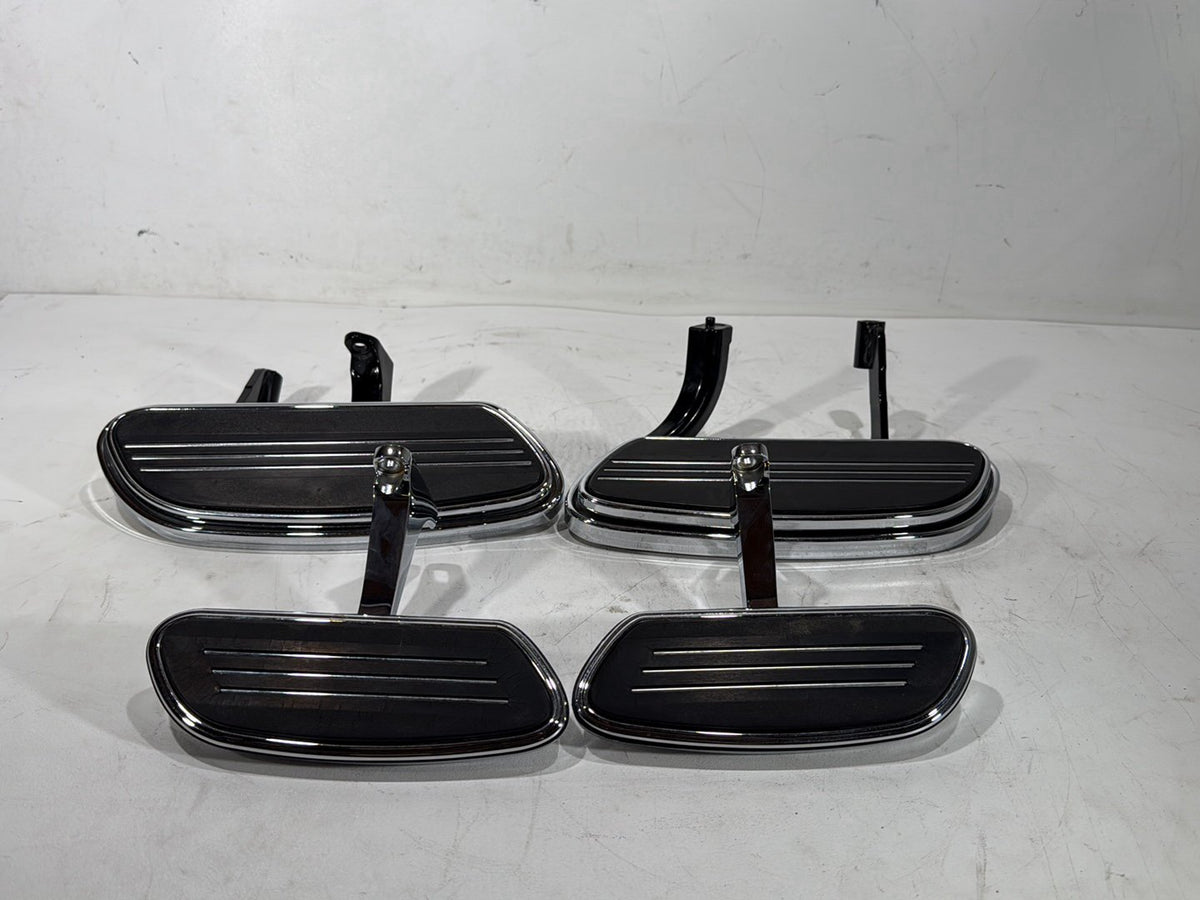 10 Harley Street Glide Touring OEM Left Right Driver & Pass Floorboard Foot Rest