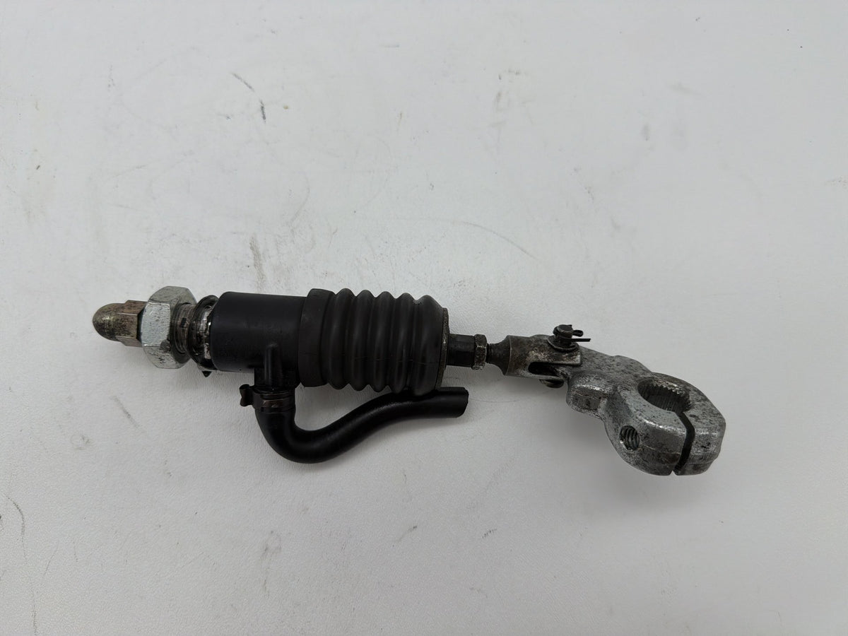 95 Harley Electra Glide Touring Classic OEM Rear Brake Master Cylinder Reservoir