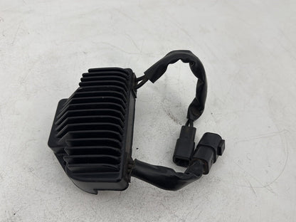 1999 - 2006 Harley-Davidson Dyna Super Glide Voltage Regulator Rectifier   	74631-06