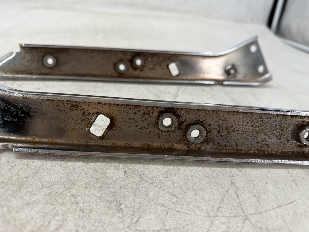 04 Harley Electra Touring Ultra OEM Left Right Saddlebag Fender Struts Brackets