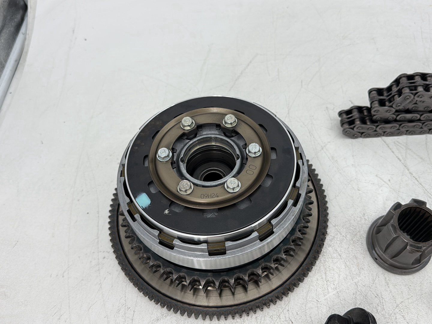2010 Harley Dyna Fat Bob FXDF OEM Clutch Basket Chain Tensioner Kit