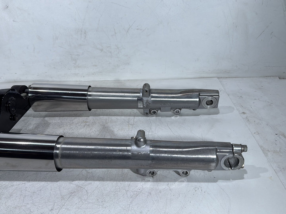07 Harley Electra Glide Touring Front Triple Tree Set & LH RH Fork Legs Sliders