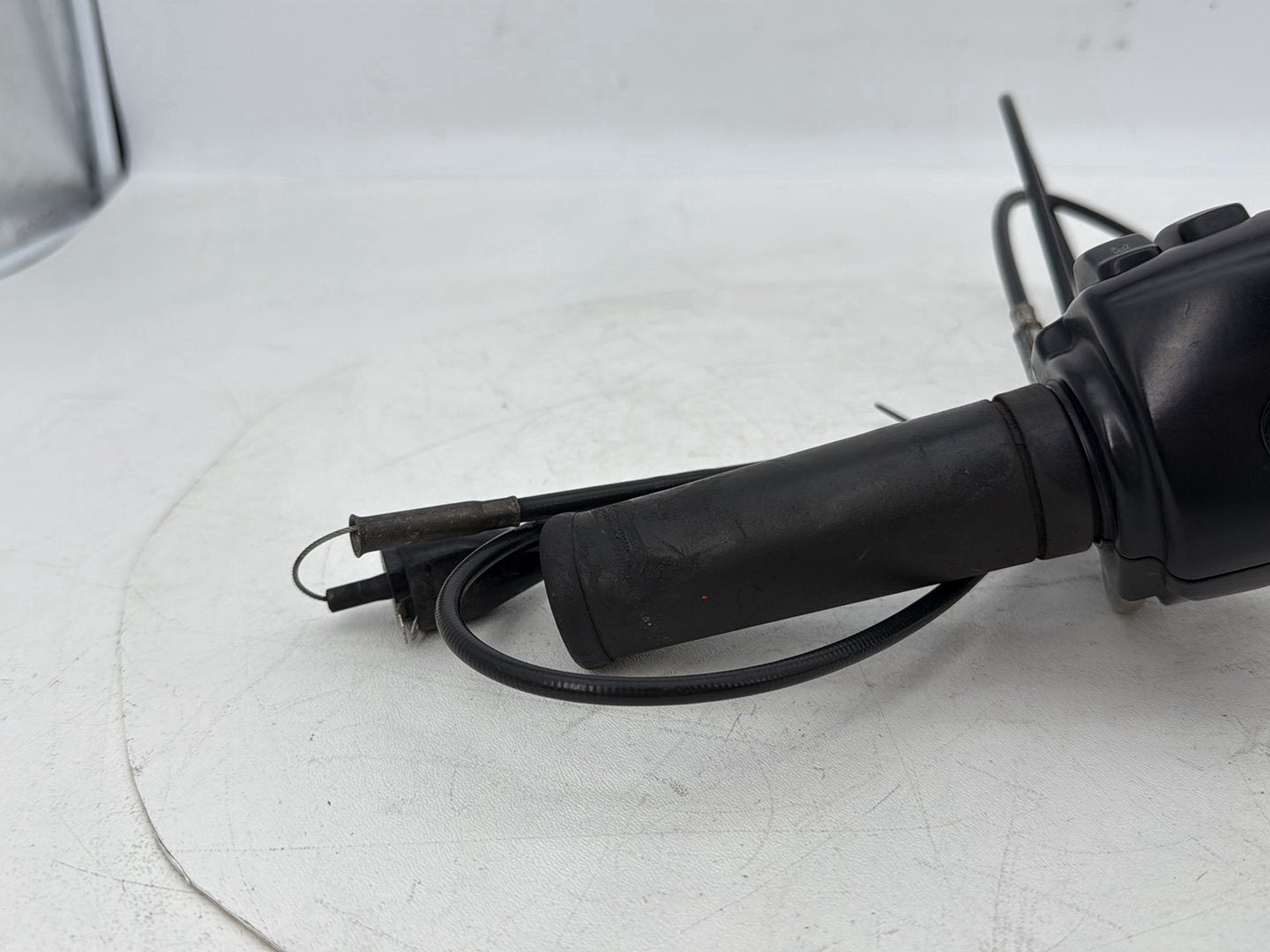 1999 - 2006 Harley-Davidson Touring Electra Glide Ultra Right Engine Start Kill Switches Controls 71684-06A