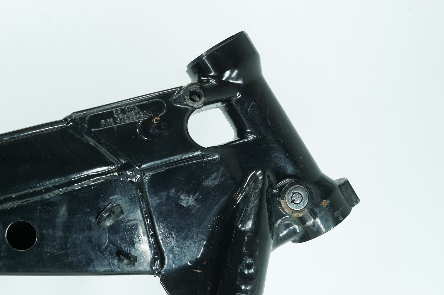1983 - 1998 Harley-Davidson Dyna Low Rider Body Main Frame Chassis CLN CLR 47427-92D