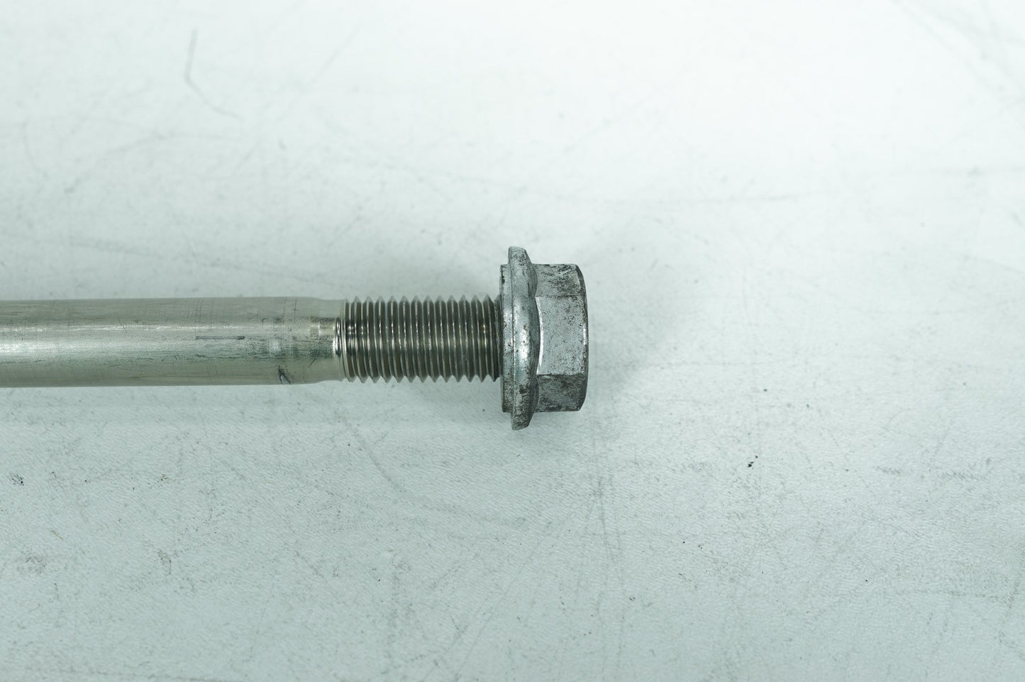 2007 - 2017 Harley-Davidson Dyna Low Rider Rear Fork Swingarm Pivot Bolt Shaft 47641-06