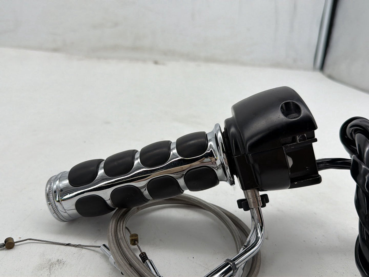 2015 Harley Softail Deluxe FLSTN OEM Right Engine Start Kill Switches Controls