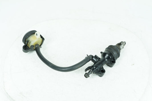 2004 - 2022 Harley-Davidson Sportster Iron 883 Rear Brake Master Cylinder Bottle Brake Line  	42521-07