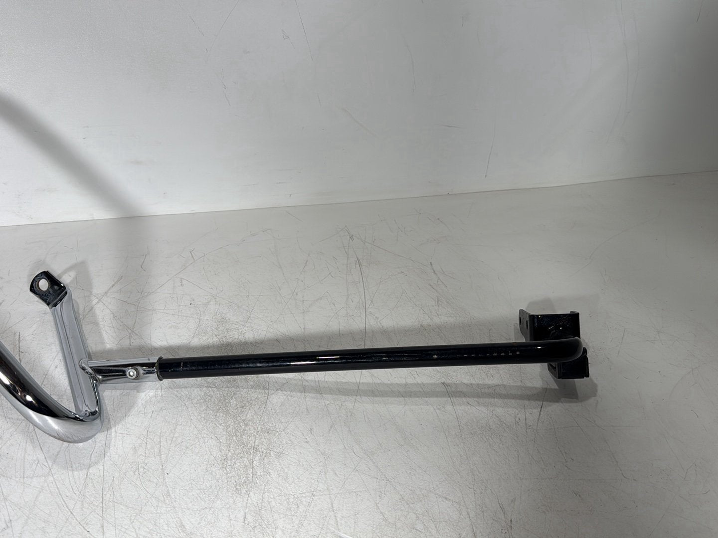 2008 - 2016 Harley-Davidson Touring Electra Glide Ultra Rear Left Right Saddlebag Guard Rails Bar