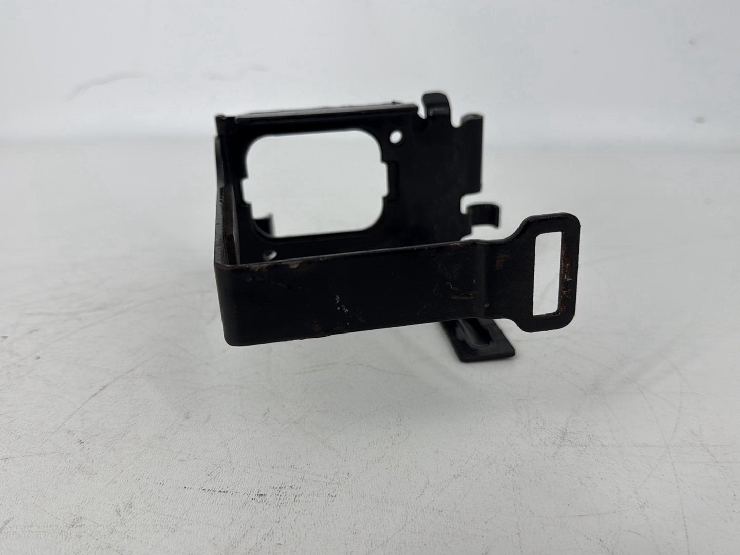 2005 Harley Sportster XL883C 883 Custom OEM Battery Tray Bracket Holder Carrier