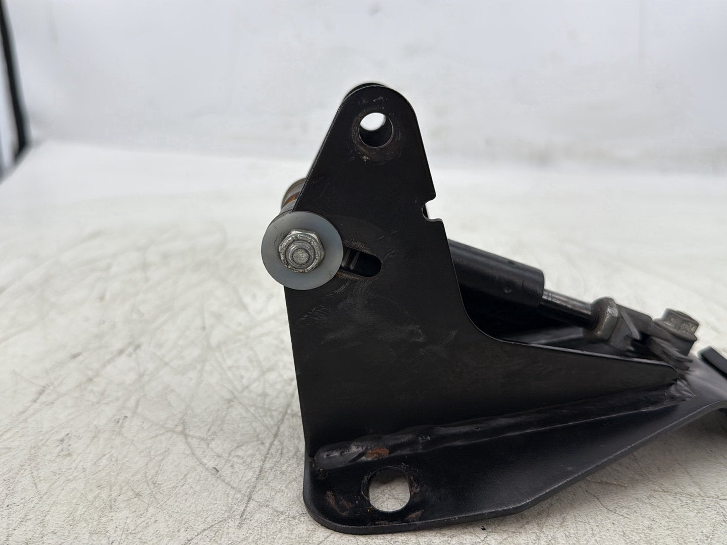 2015 Harley Road Glide Touring FLTRXS OEM Adjustable Rider Backrest Lift Mount 52482-01A