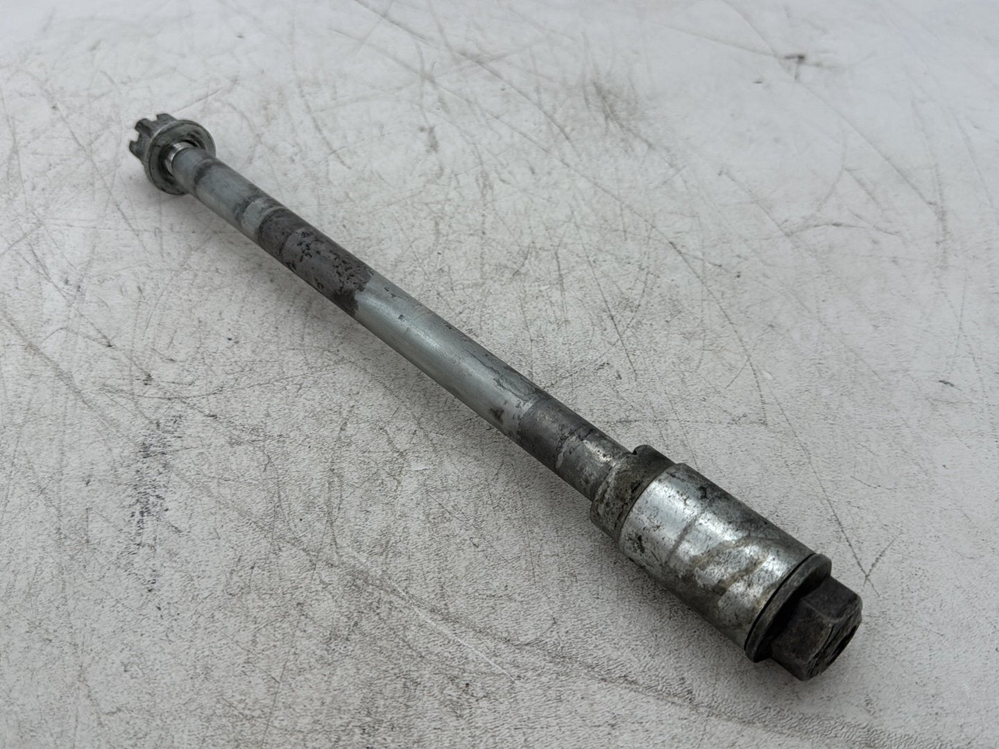2003 Harley Dyna Wide Glide FXDWG OEM Front Wheel Axle Bolt Shaft