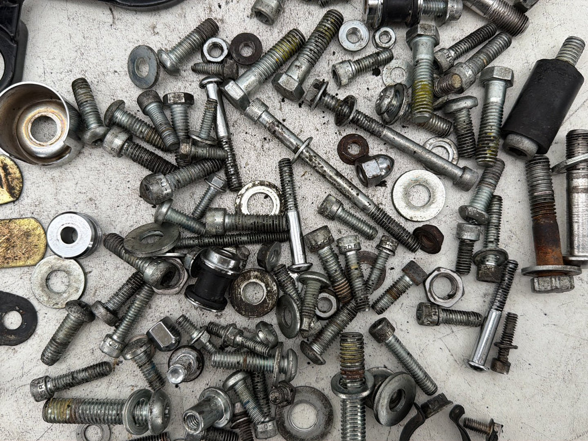 2006 Harley Sportster 1200 Custom XL1200C OEM Hardware Bolts Nuts & Brackets