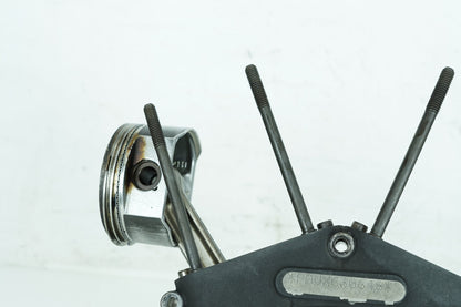 1999 - 2006 Harley-Davidson Touring Road King Crankcase Shaft Engine Motor Cover 23957-99E