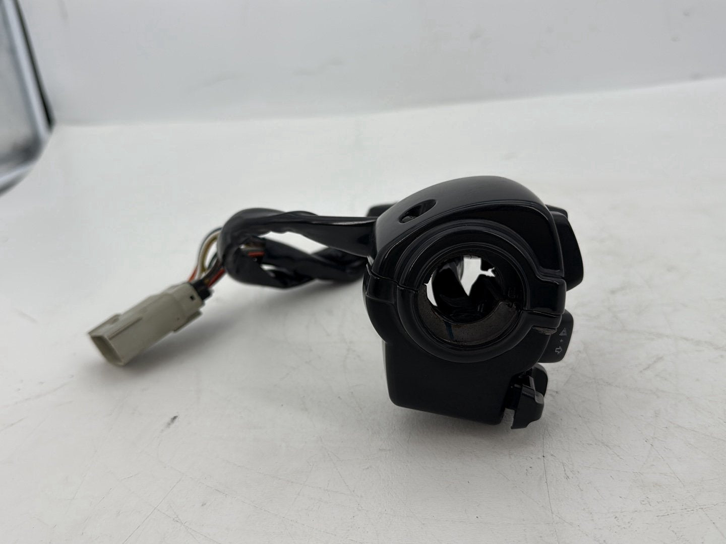 2008 Harley Touring FLHTCU Electra Glide Ultra OEM Left Turn Signal Headlight Switches Controls