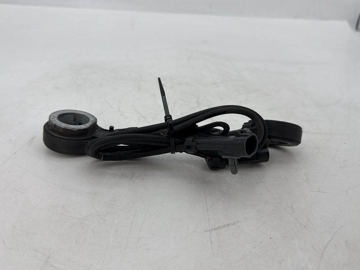 2008 Harley Touring FLHTCU Electra Glide Ultra OEM Front & Rear Wheel ABS Speed Sensors