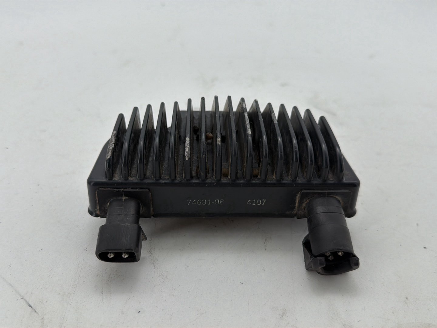 2008 Harley Dyna Fat Bob FXDF OEM Voltage Regulator Rectifier