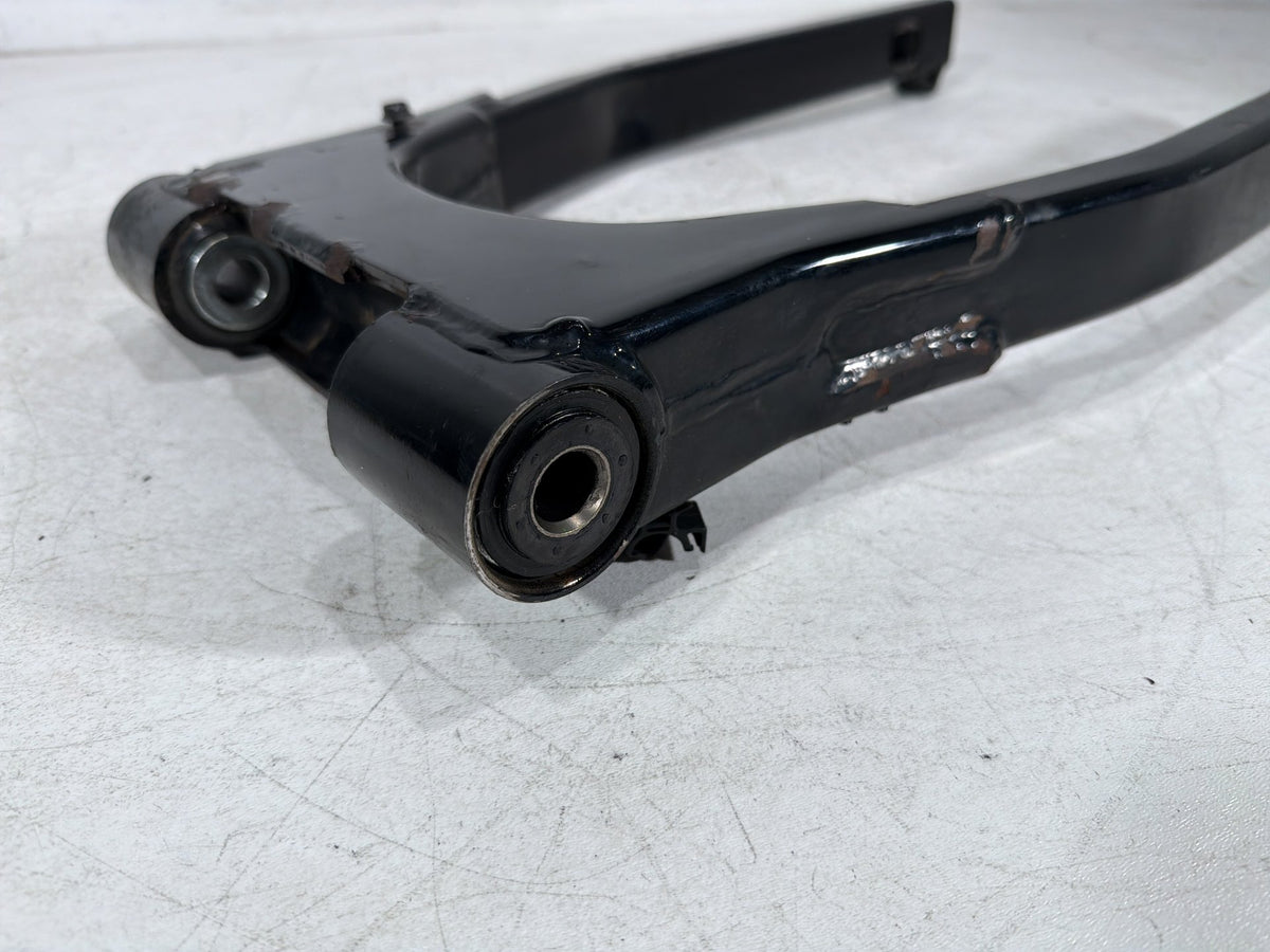 1997 Harley Road King Touring FLHR OEM Rear Fork Swingarm Swing Arm